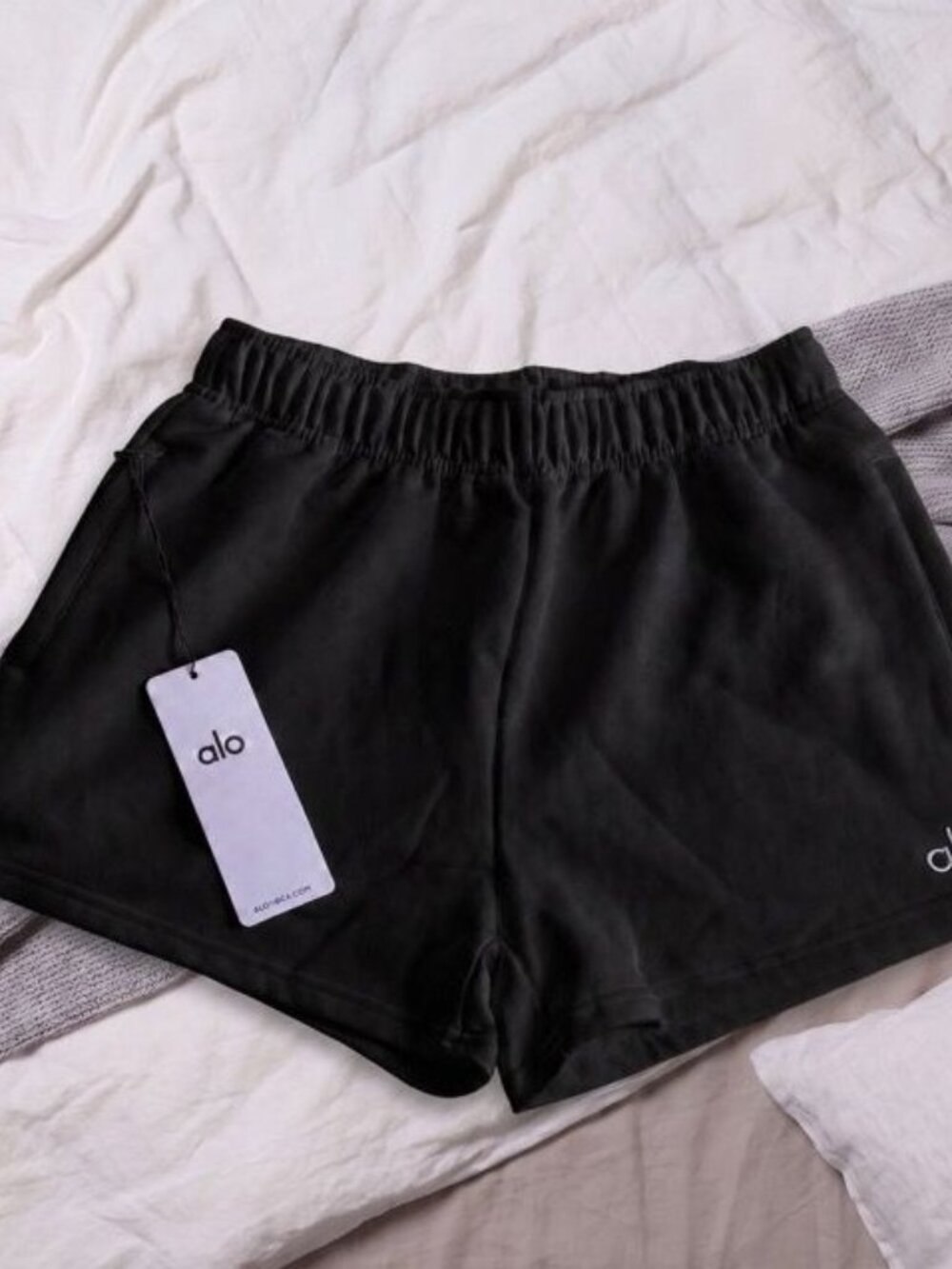 Alo Yoga Accolade Short Black - Size S